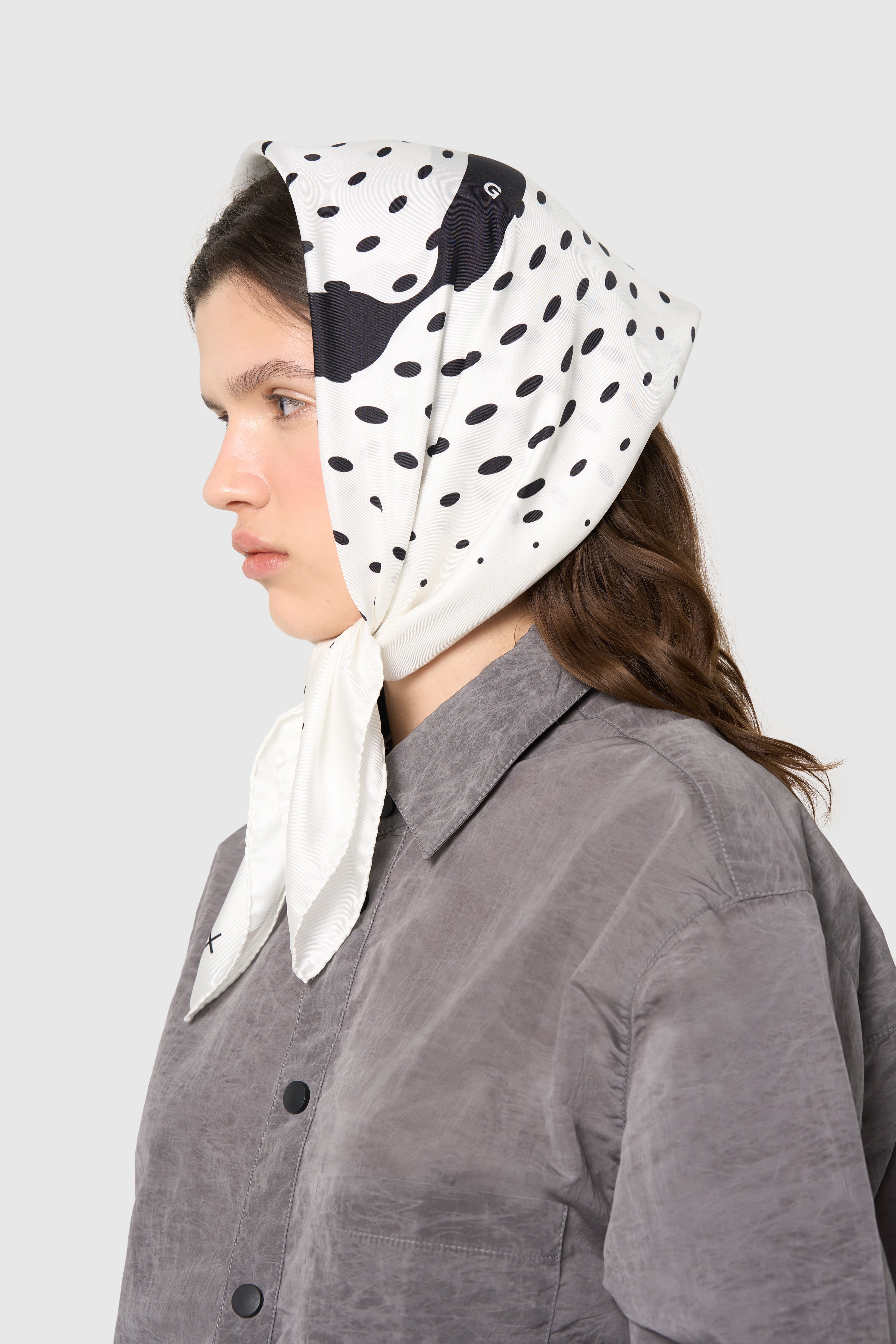 LOGO SILK SCARF