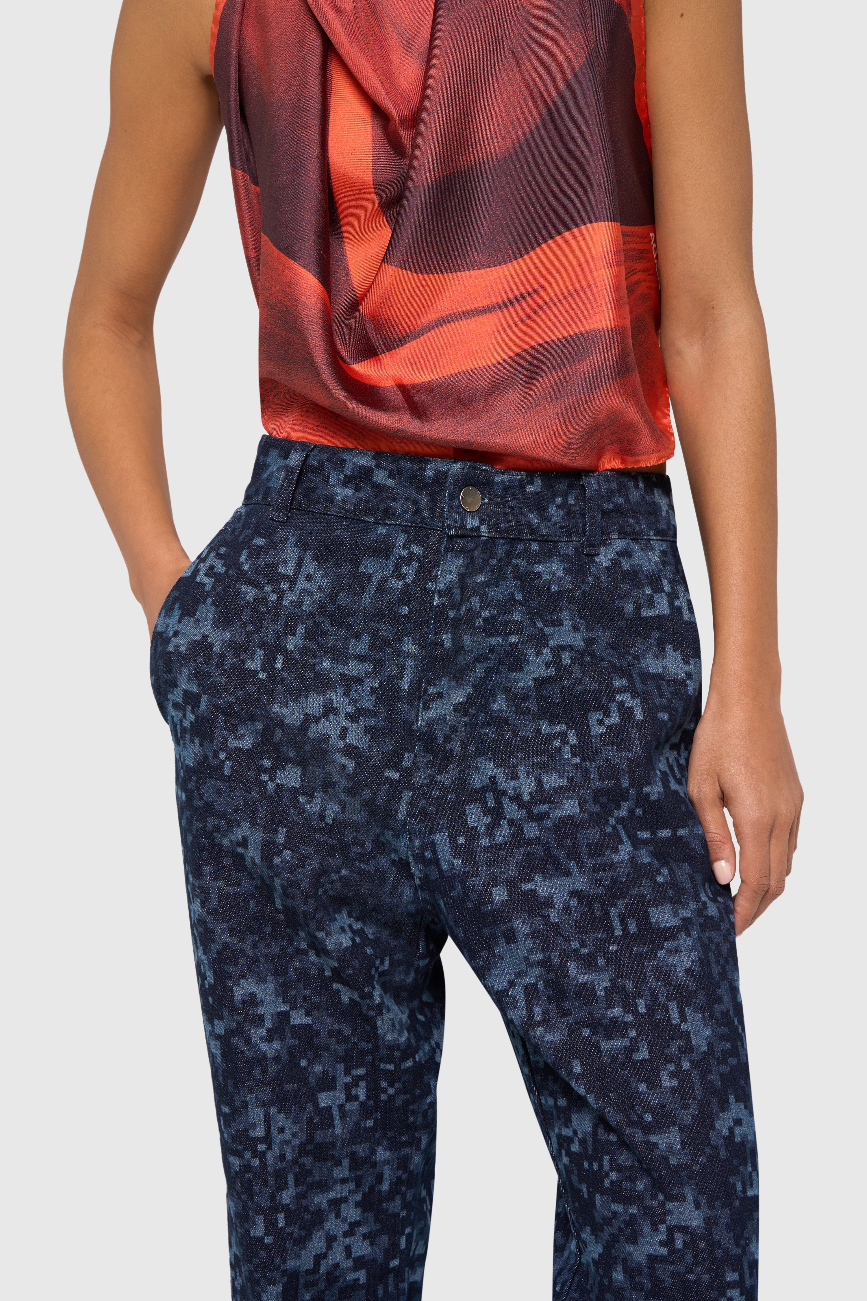 Night camo denim pants