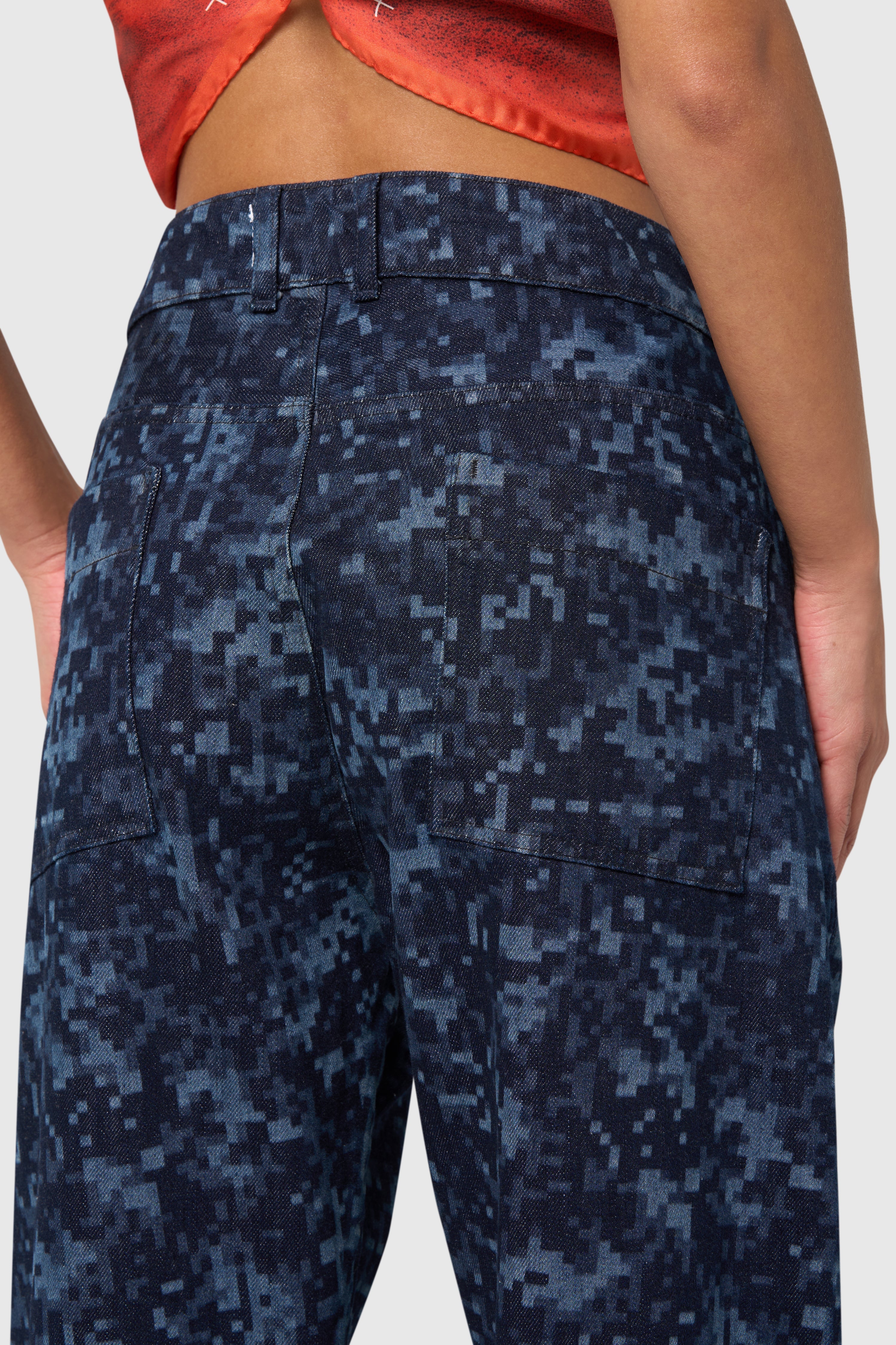 Night camo denim pants