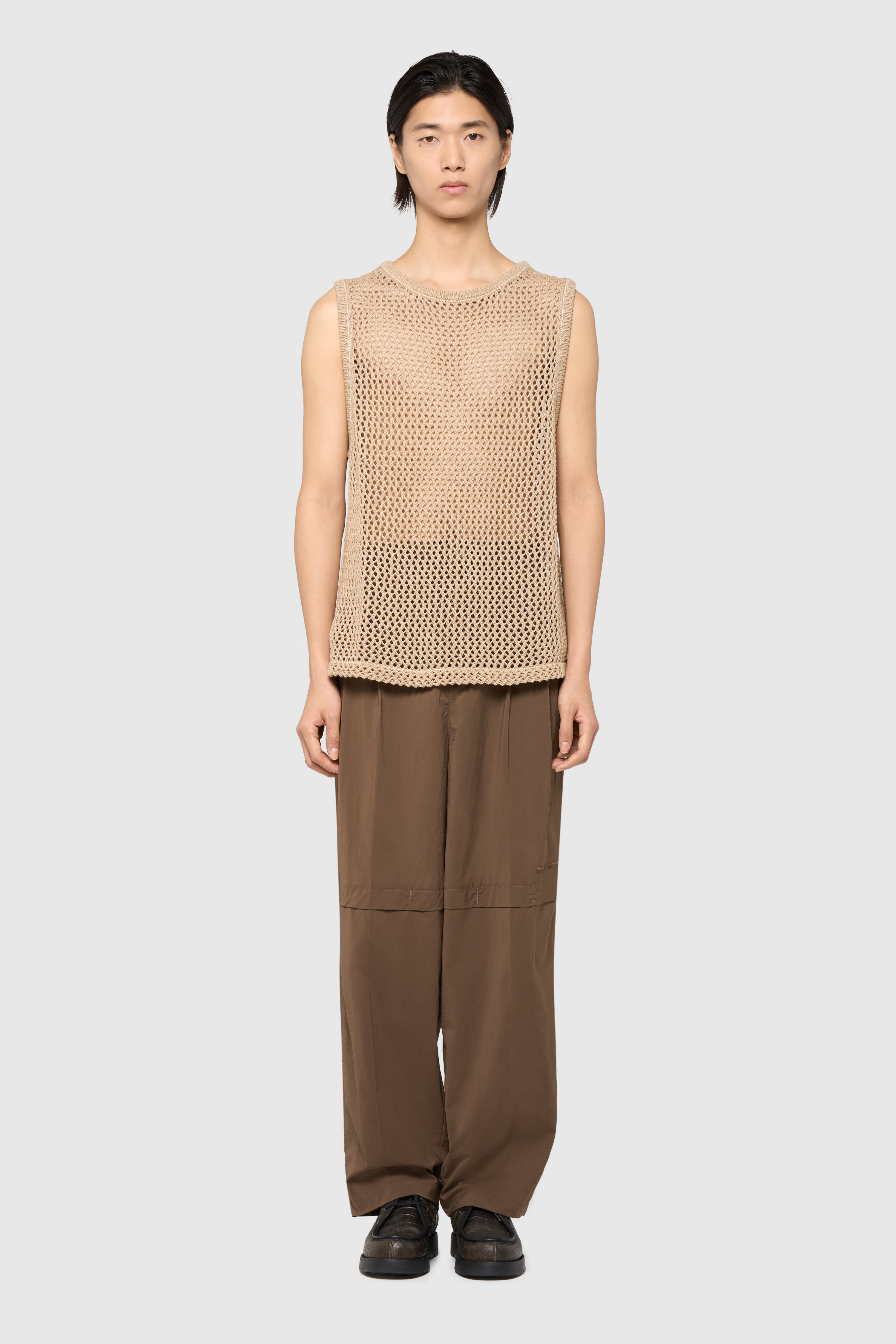 Sand pleated trousers