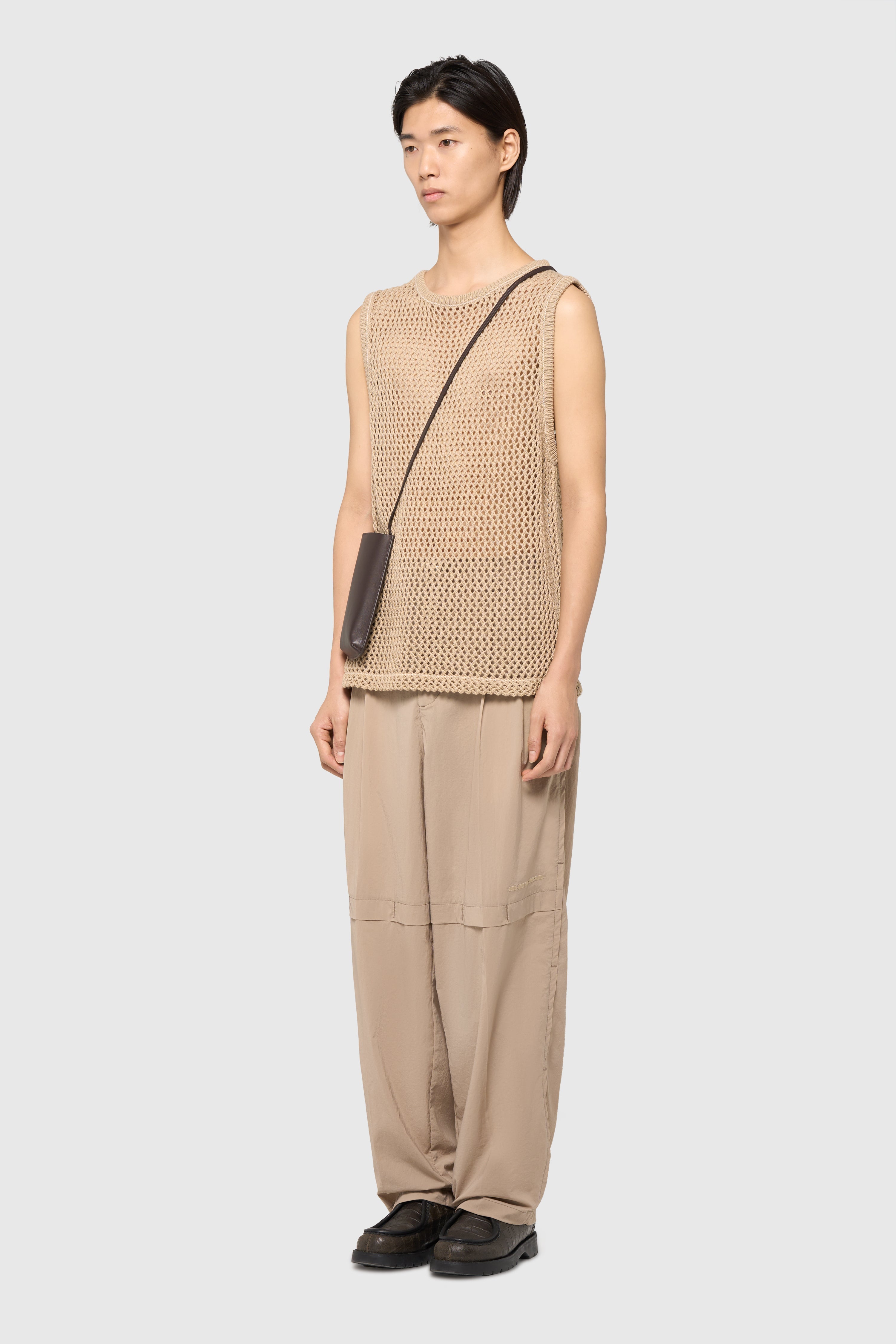 Sand pleated trousers