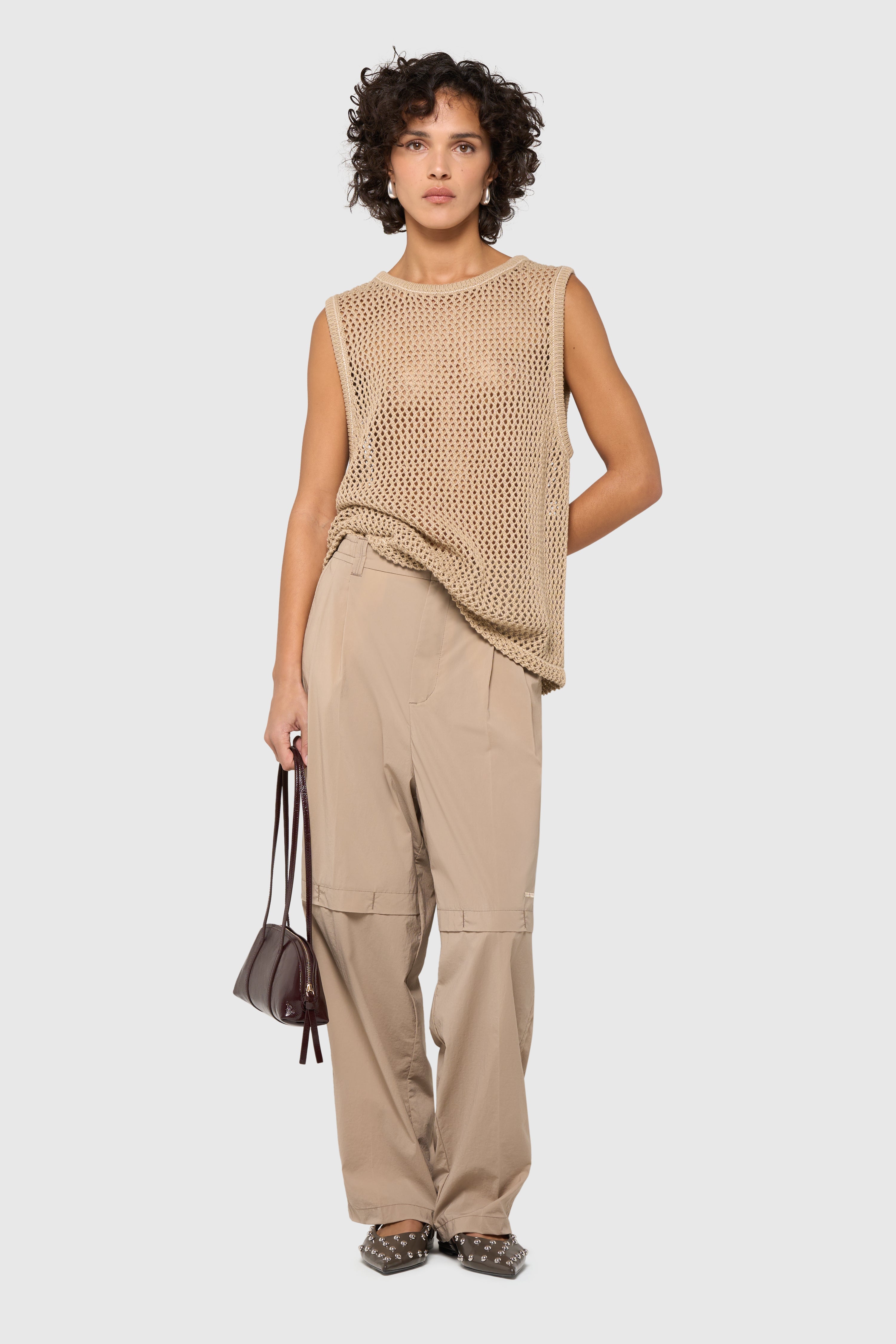 Sand pleated trousers