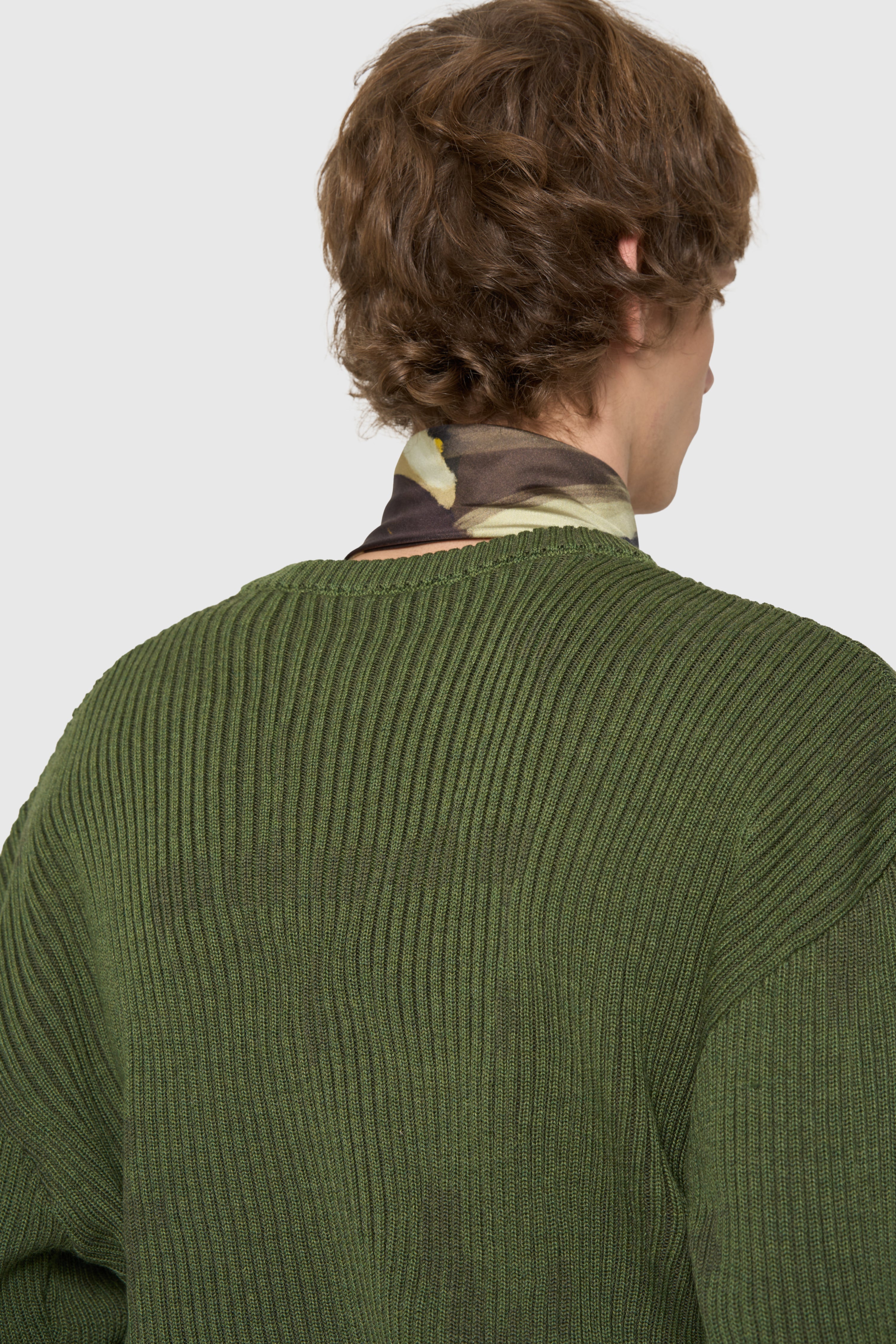 STAIN SWEATER