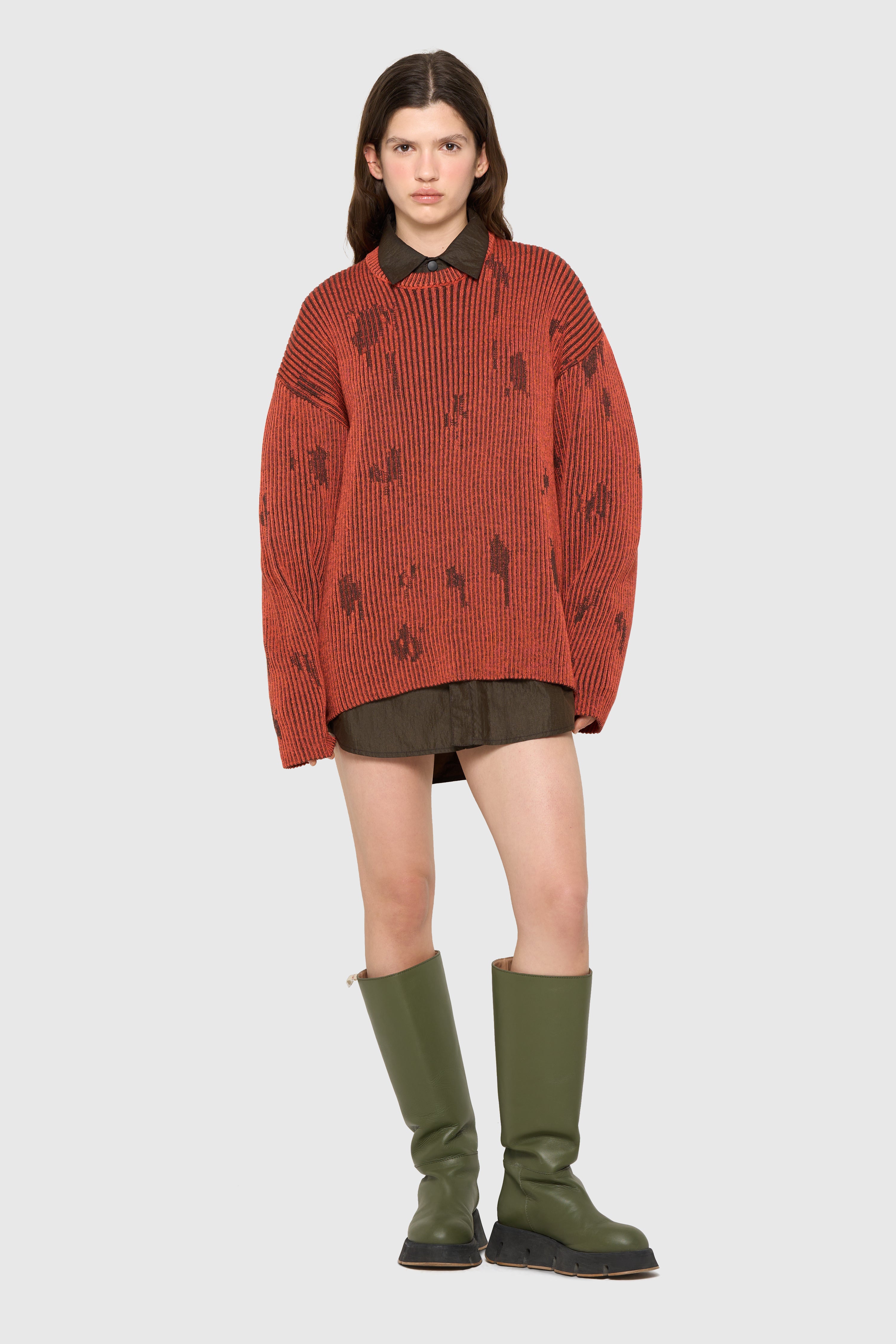 STAIN SWEATER
