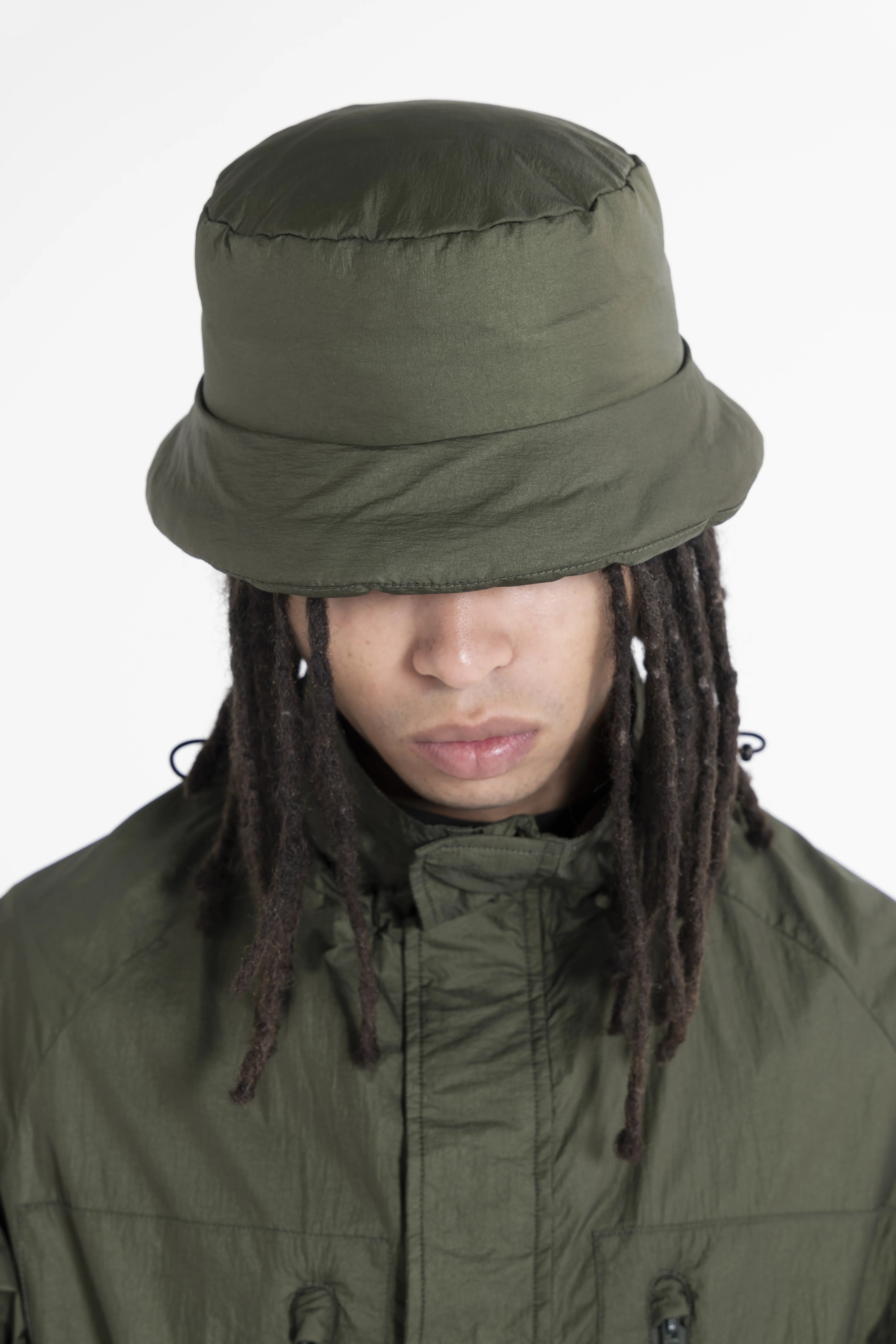 Gleam bucket hat