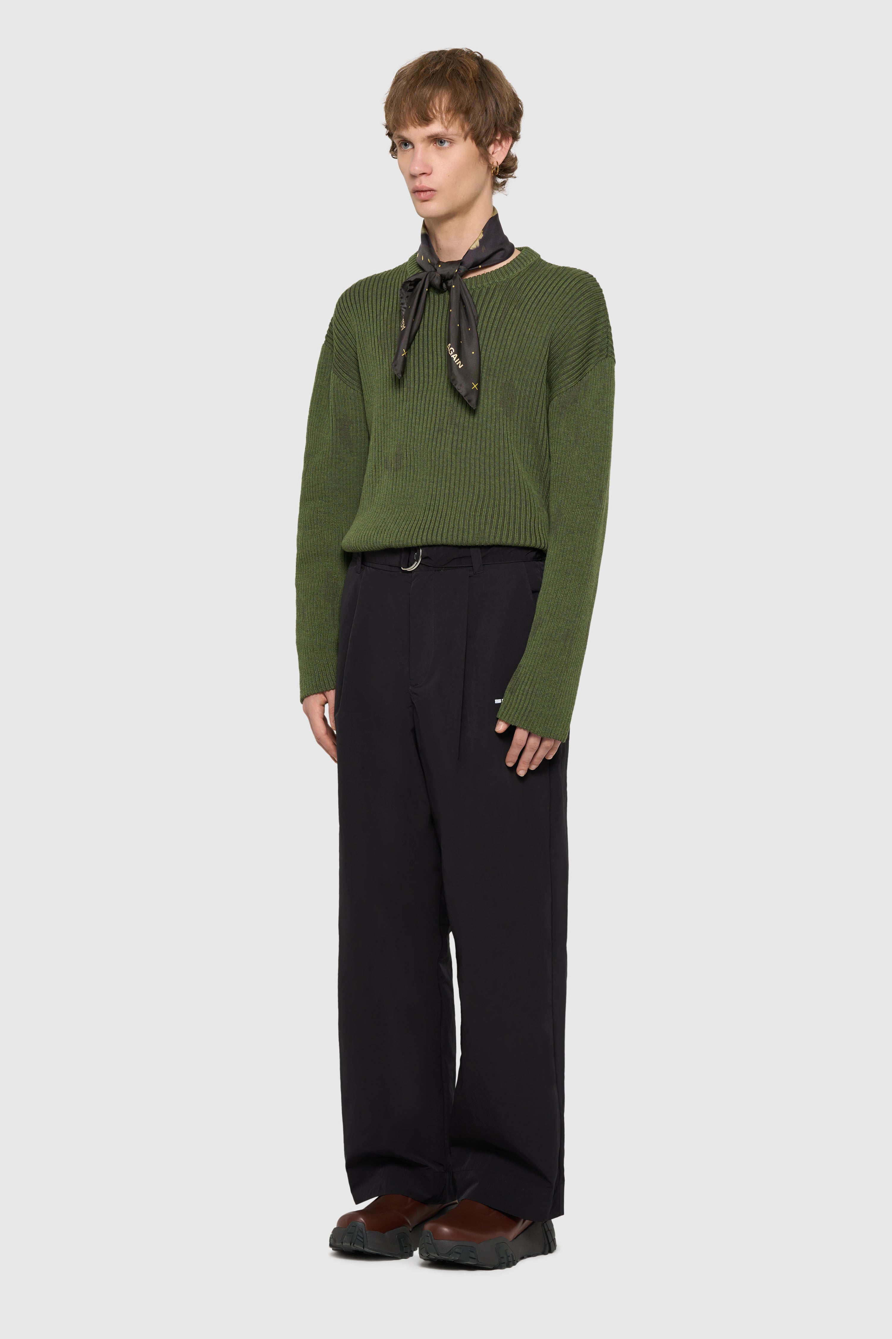 STAIN SWEATER