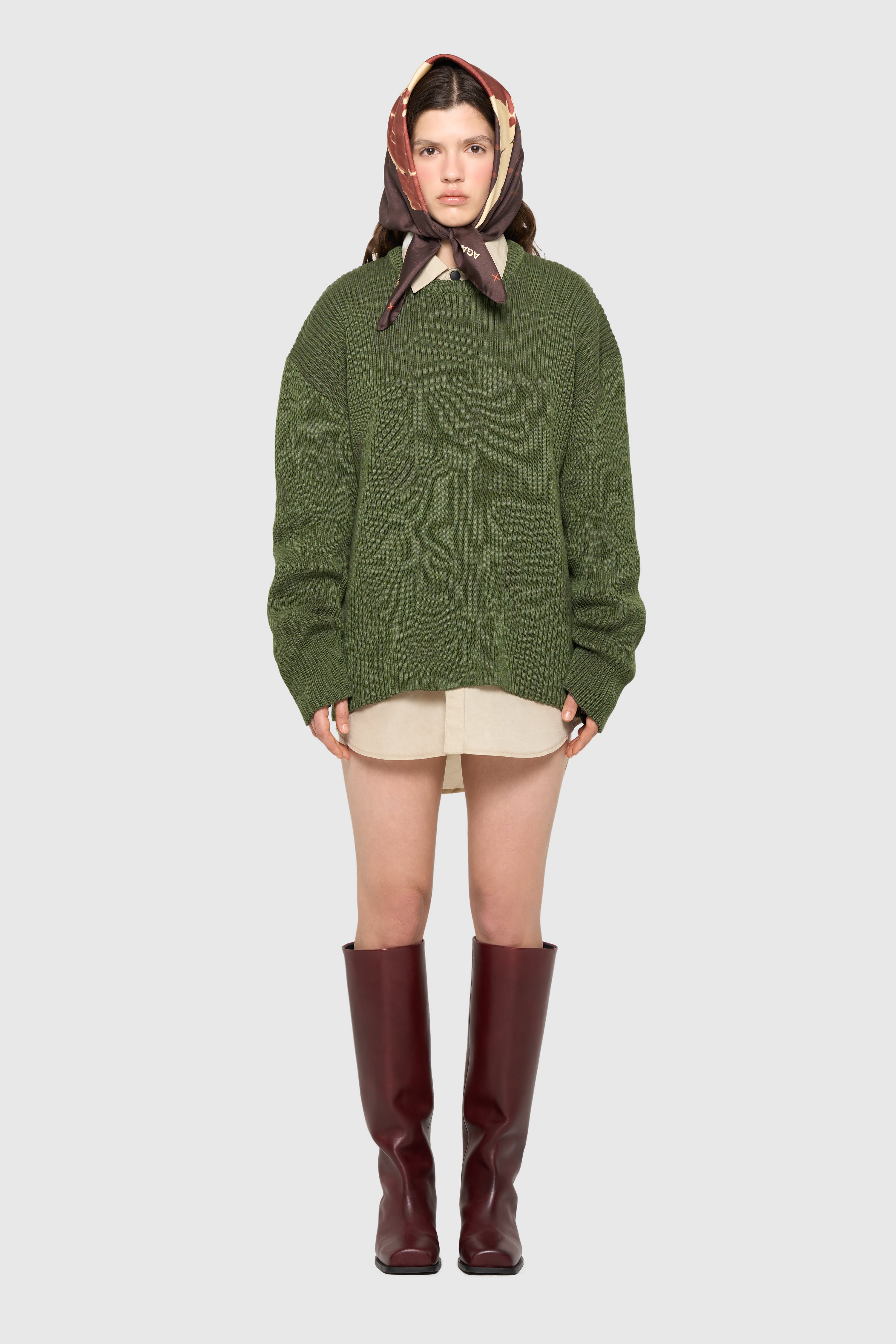 STAIN SWEATER
