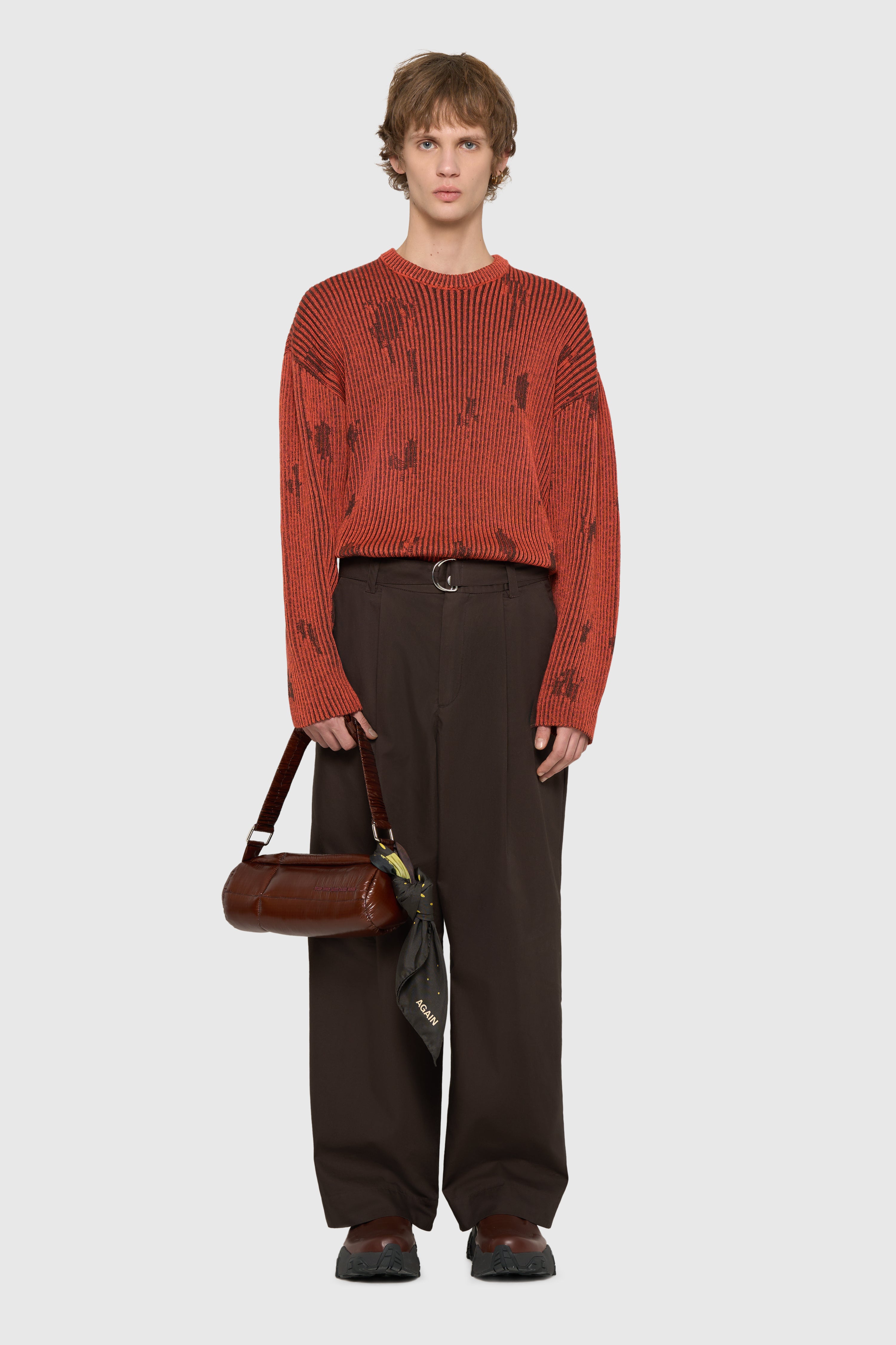 STAIN SWEATER