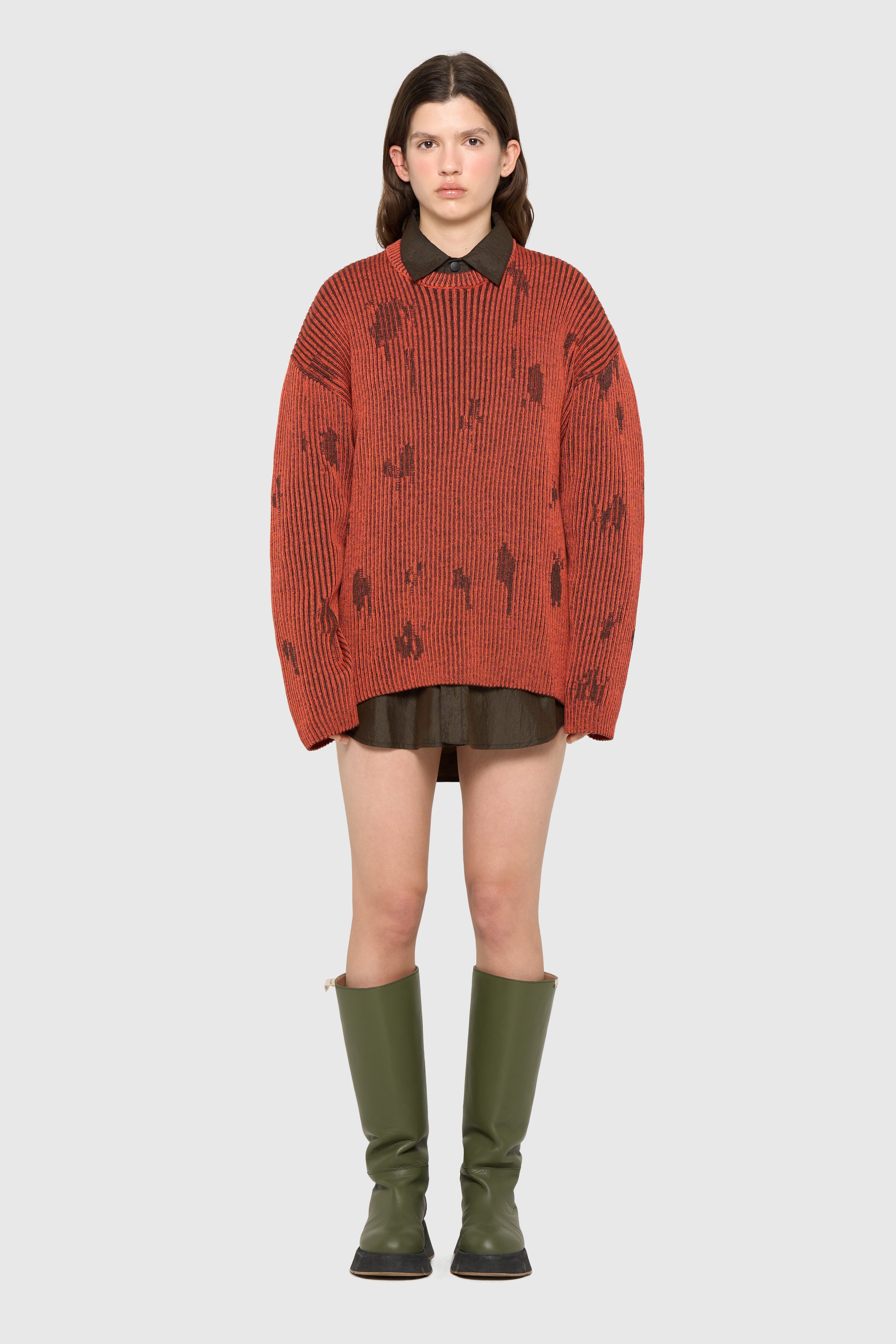 STAIN SWEATER